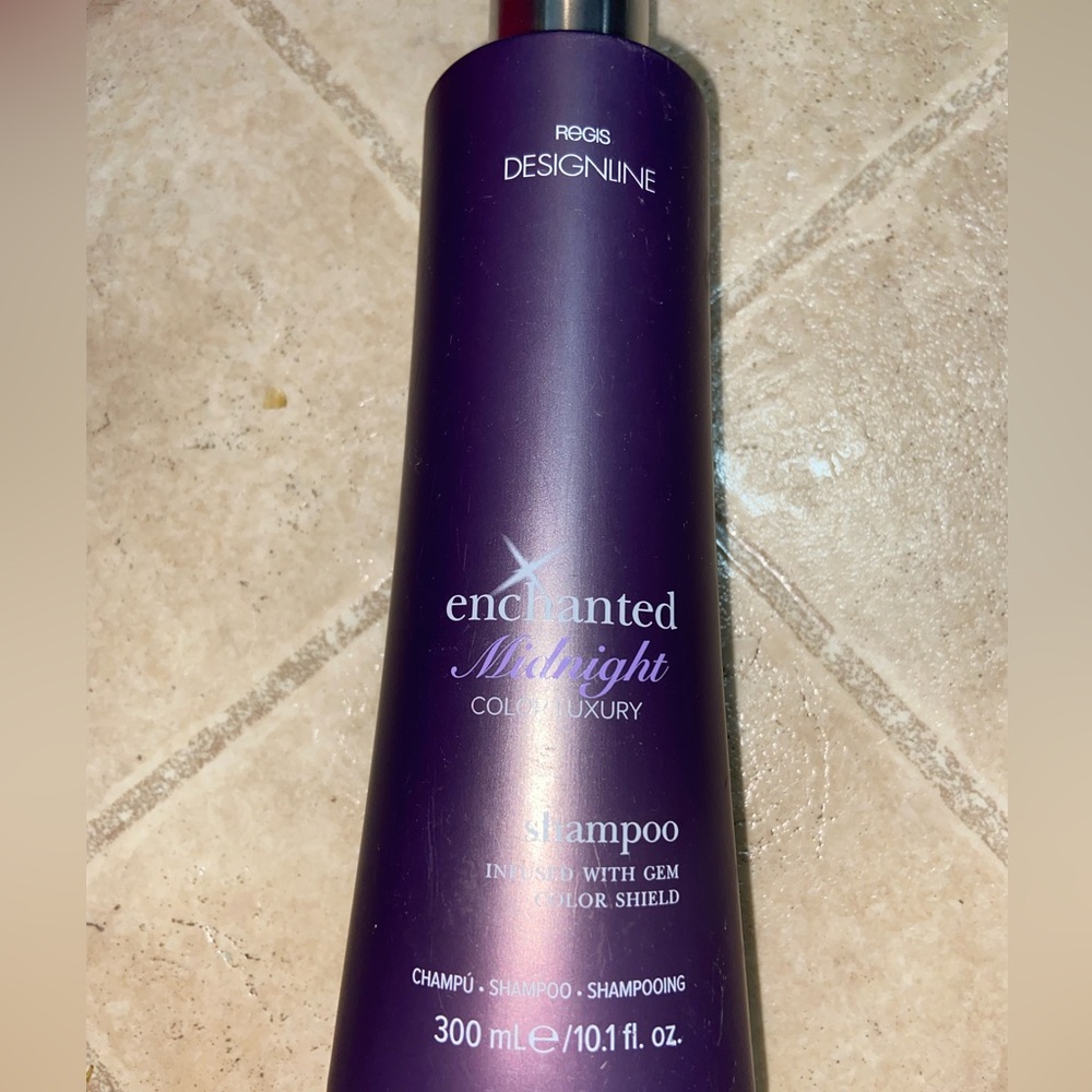 Supercuts brand purple shampoo